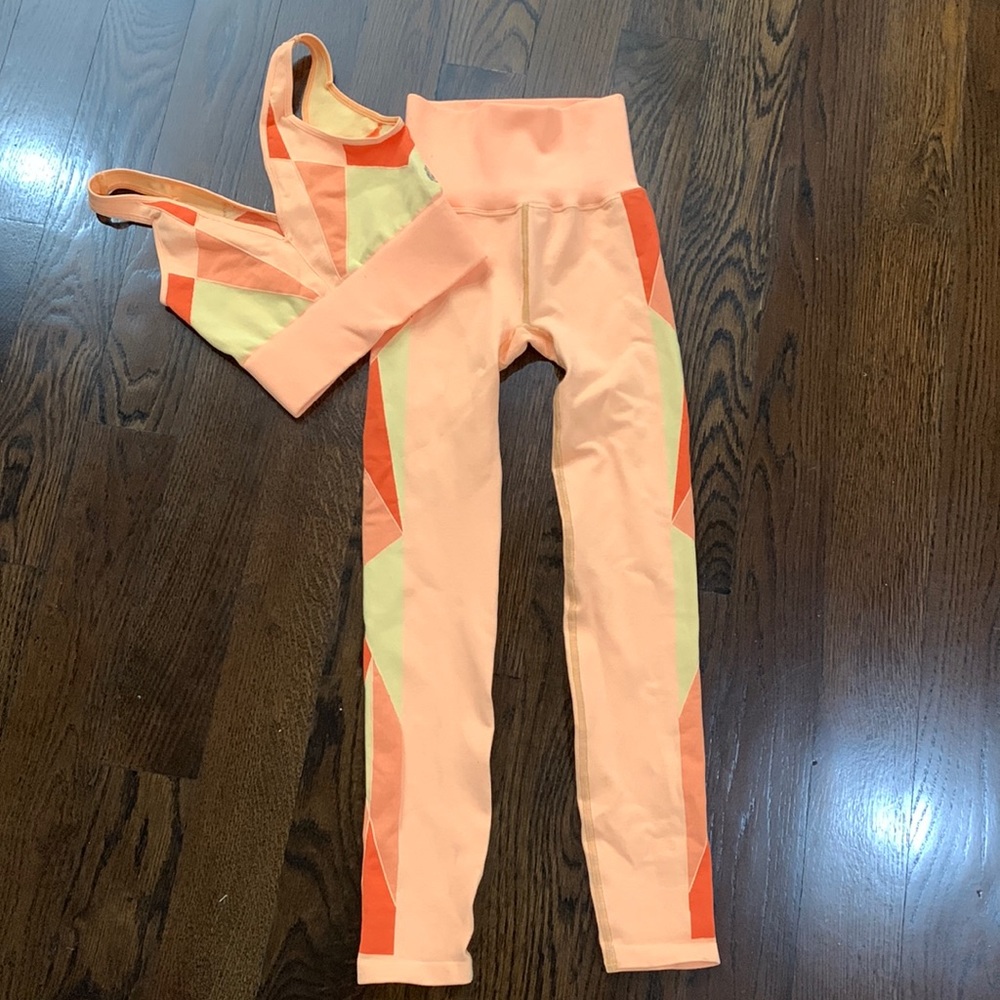 NEW Free People Orange Sports Bra & Leggings Activewear Set XS/S Z269-12